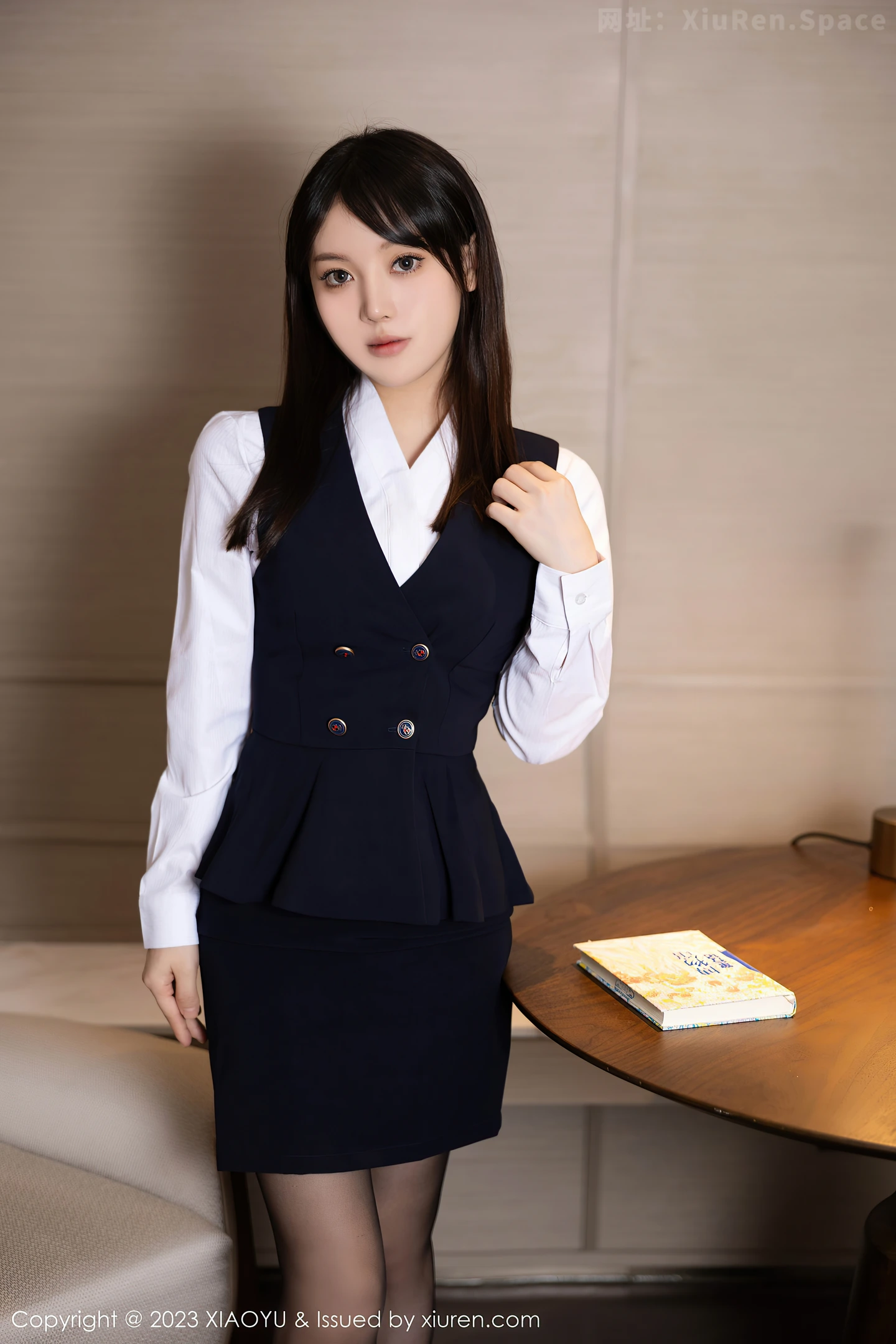 图片[5]-[XiaoYu画语界]Vol.1113 模特豆瓣酱脱深色OL服饰露性感黑色内衣秀丰满身材诱惑写真83P-秀人网官方网站